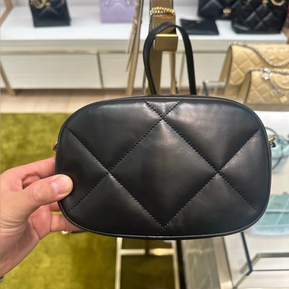 New Tory burch Kira Diamond Quilted Leather Camera Bag black